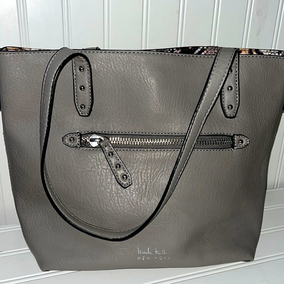 Nicole Miller Handbags - Nicole Miller gray shoulder bag